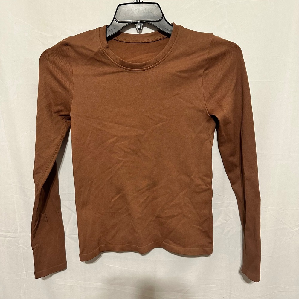 OQQ Women Brown Ribbed Long Sleeve Crew Neck Seamless Athletic Top Size M